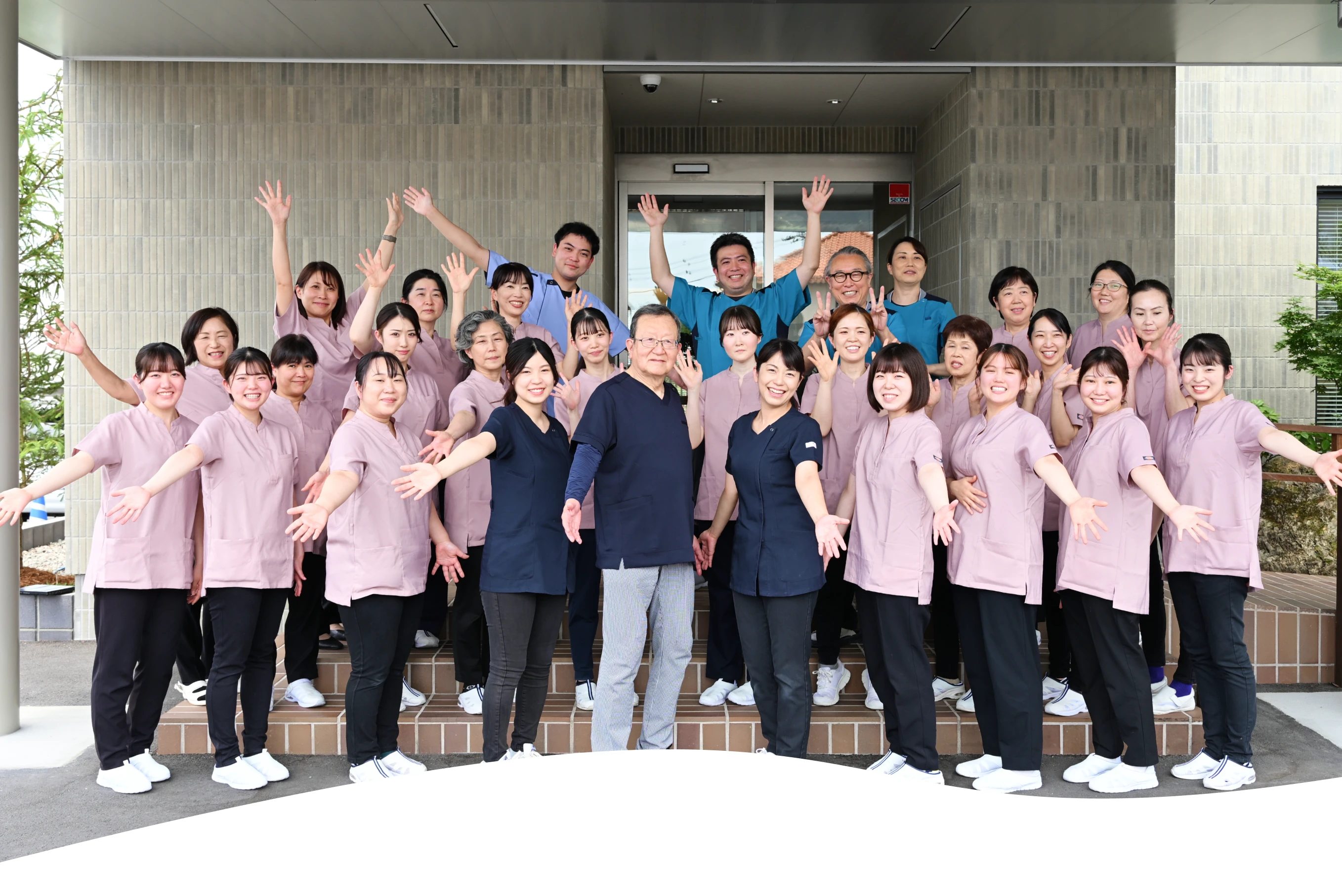 スタッフ集合写真